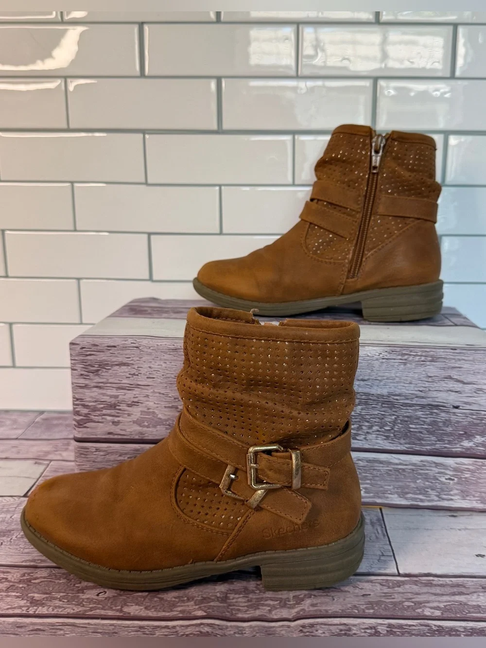 Skechers Girls 🤎 Mad Dash Buckle Booties size 12